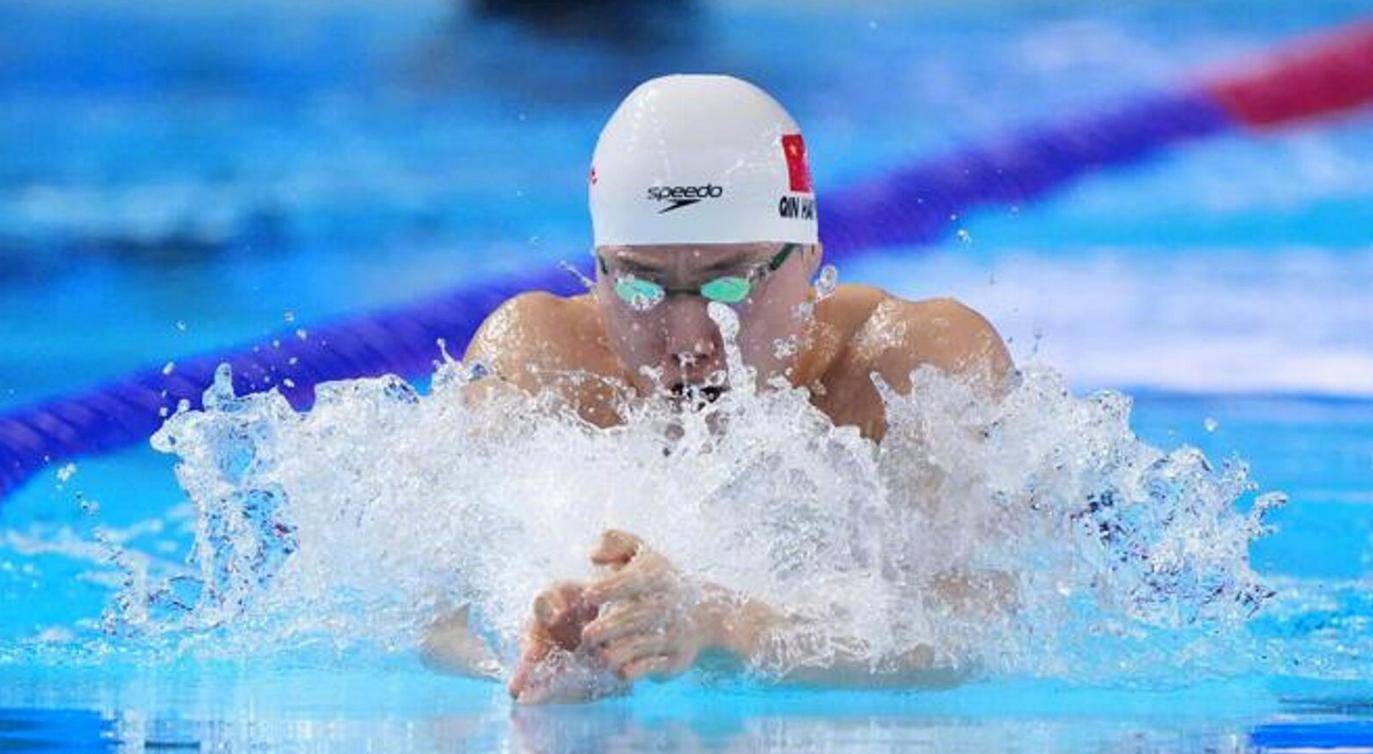 法国游泳名将表现抢眼，大放异彩