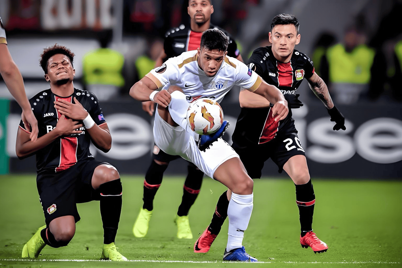 华银主场战胜阿拉维斯,保持晋级希望 华银主场战胜阿拉维斯,保持晋级希望