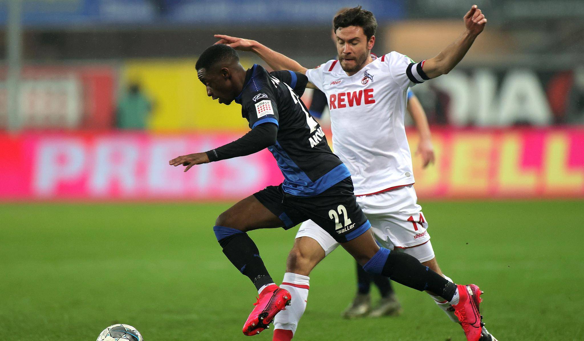 柏林赫塔主场大胜,弗赖堡难以抗拒 柏林赫塔主场大胜,弗赖堡难以抗拒