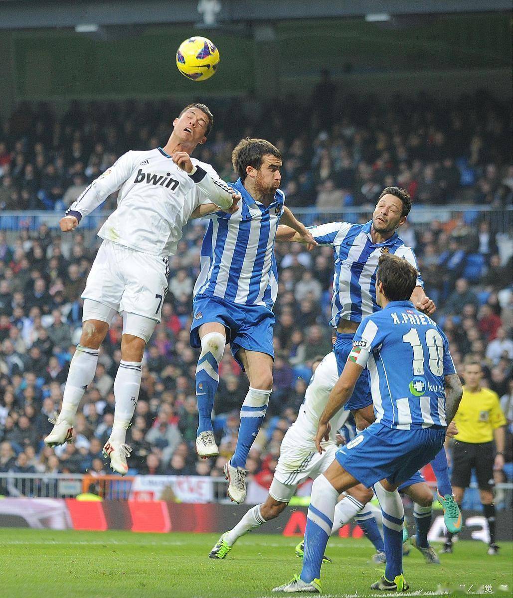 西甲豪门球队在主场比赛中擒获对手 西甲豪门球队在主场比赛中擒获对手