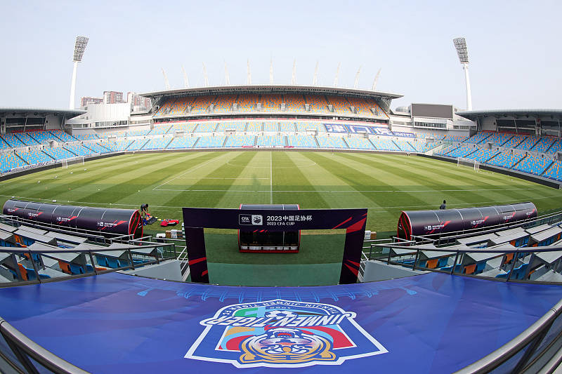 天津泰达主场战胜深圳佳兆业