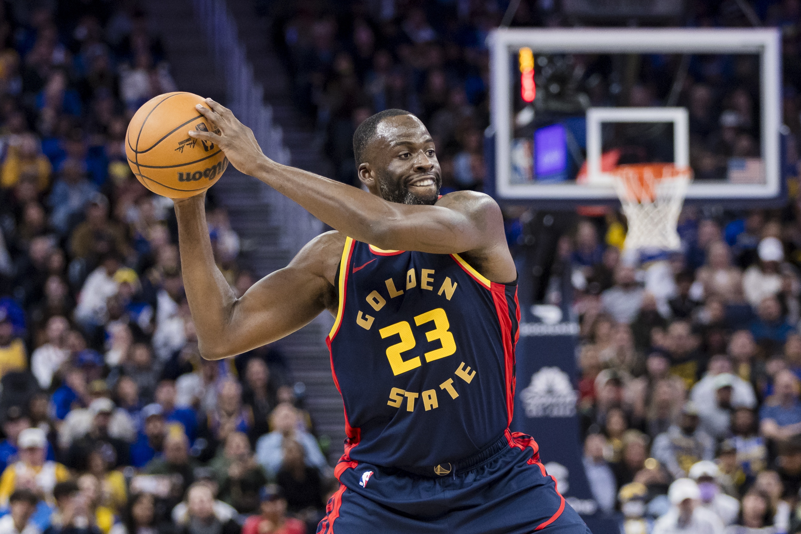 勇士遭遇火箭的夹击胜利不再轻松 勇士遭遇火箭的夹击胜利不再轻松