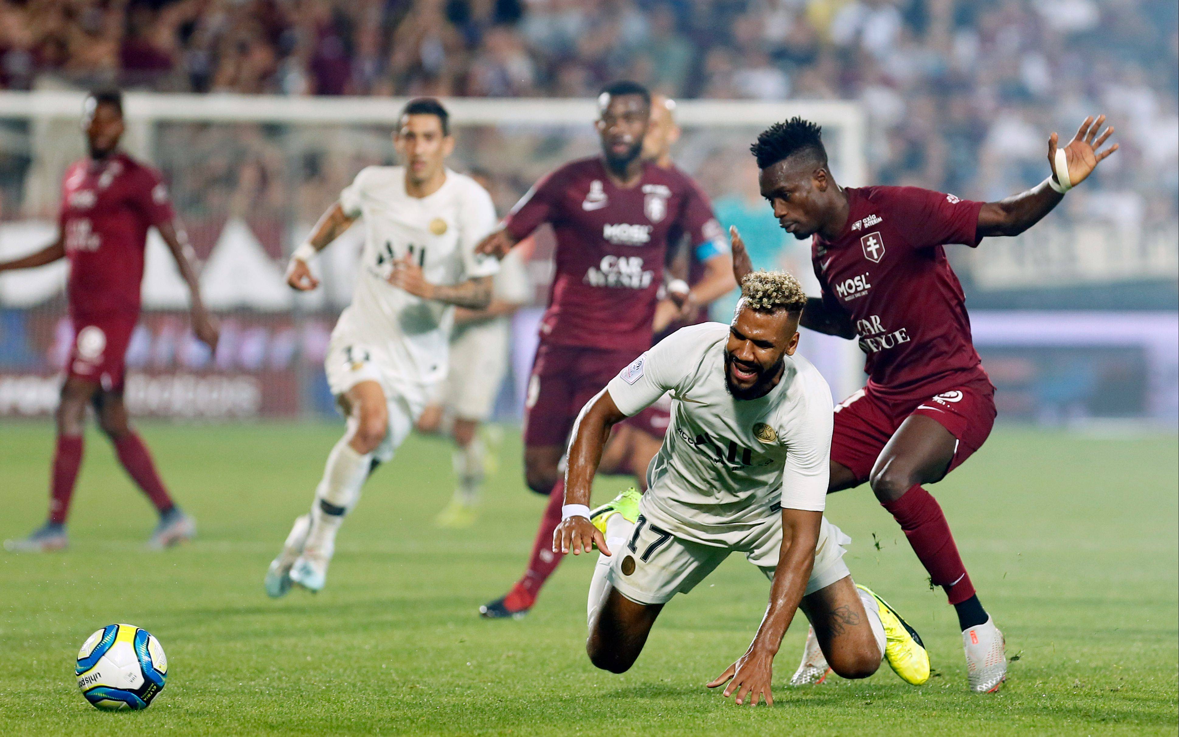 法国客场横扫摩尔多瓦,取得连胜 法国客场横扫摩尔多瓦,取得连胜