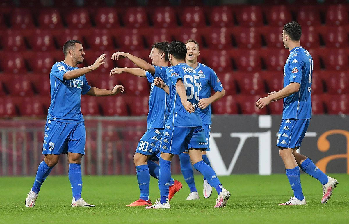 贝内文托遭遇失利，球队士气低迷