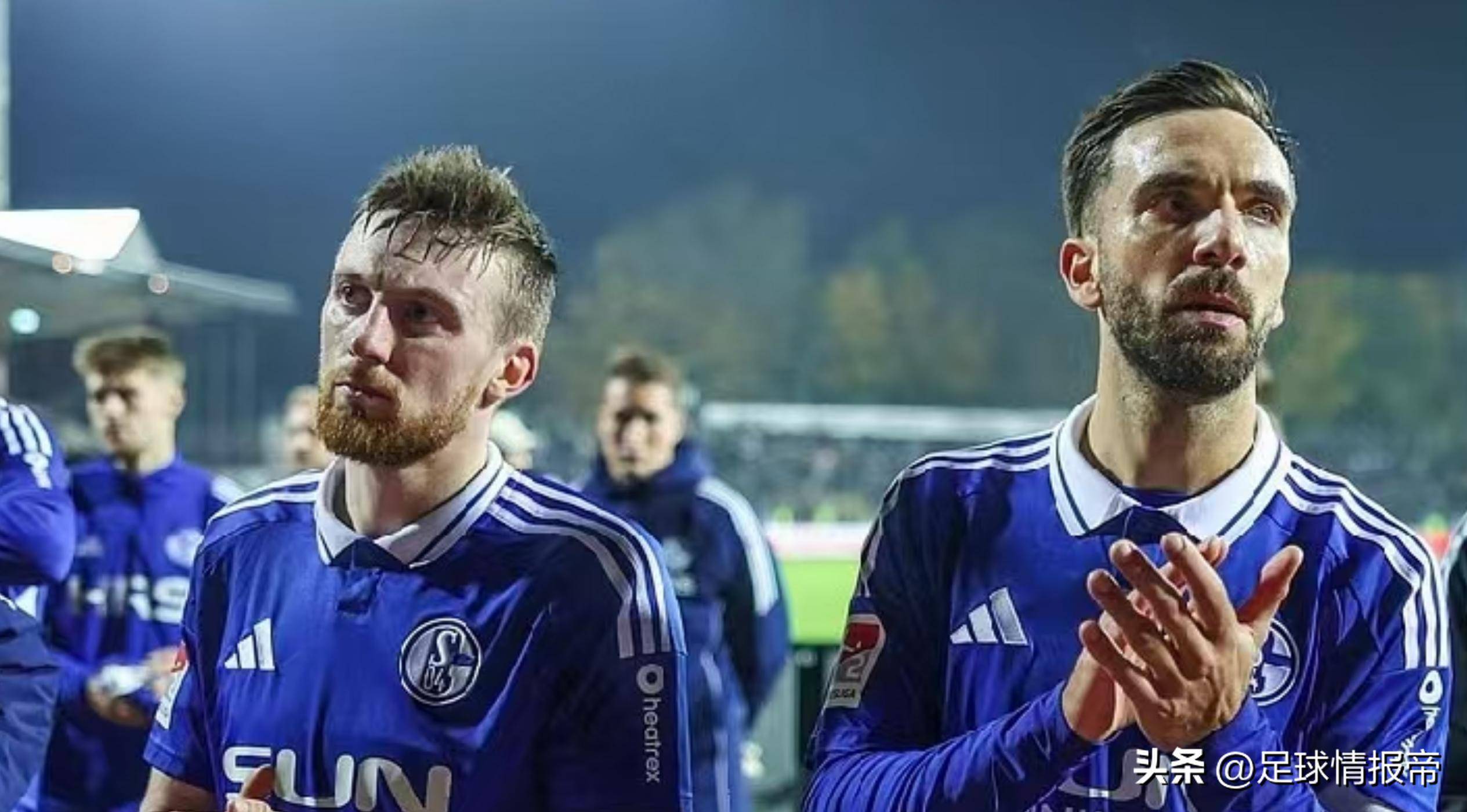 柏林赫塔豪取三分,实力抢眼 柏林赫塔豪取三分,实力抢眼