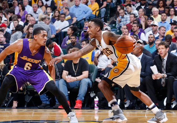 北京队险胜湖人,乔治关键制胜 北京队险胜湖人,乔治关键制胜