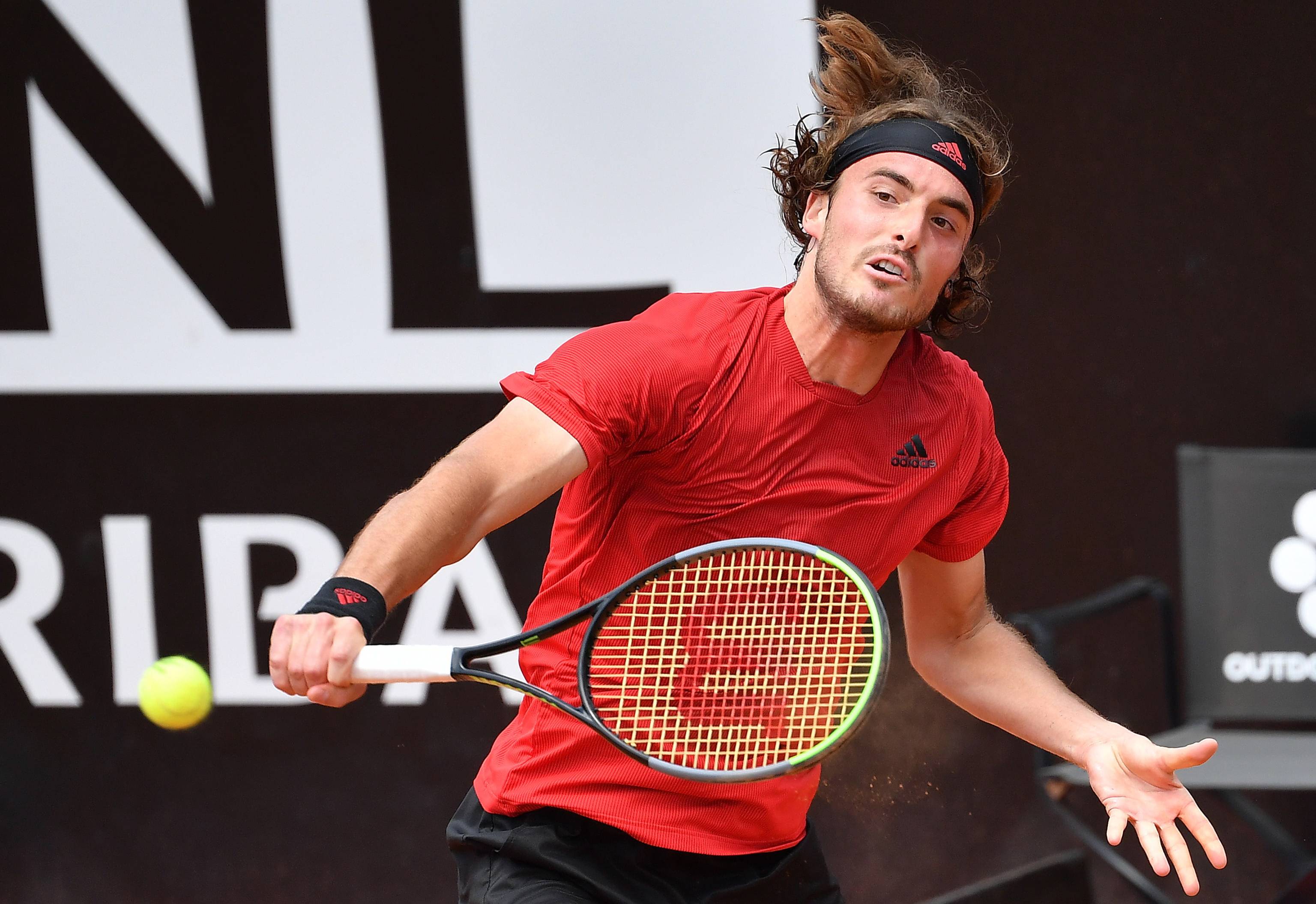 ATP总决赛逆转戴维斯杯，西西帕斯状态火热的简单介绍