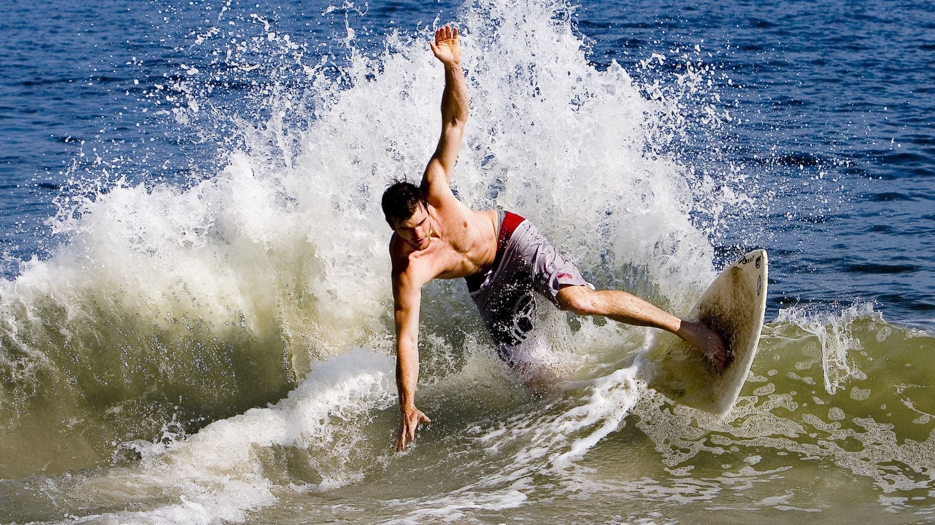 从马赛的灰烬到波士顿的加维，一场失败如何点燃一代宗师